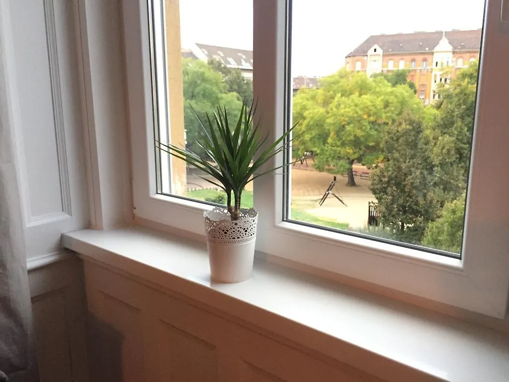 בודפשט Park View Apartment With Sauna, A/C 0*,
