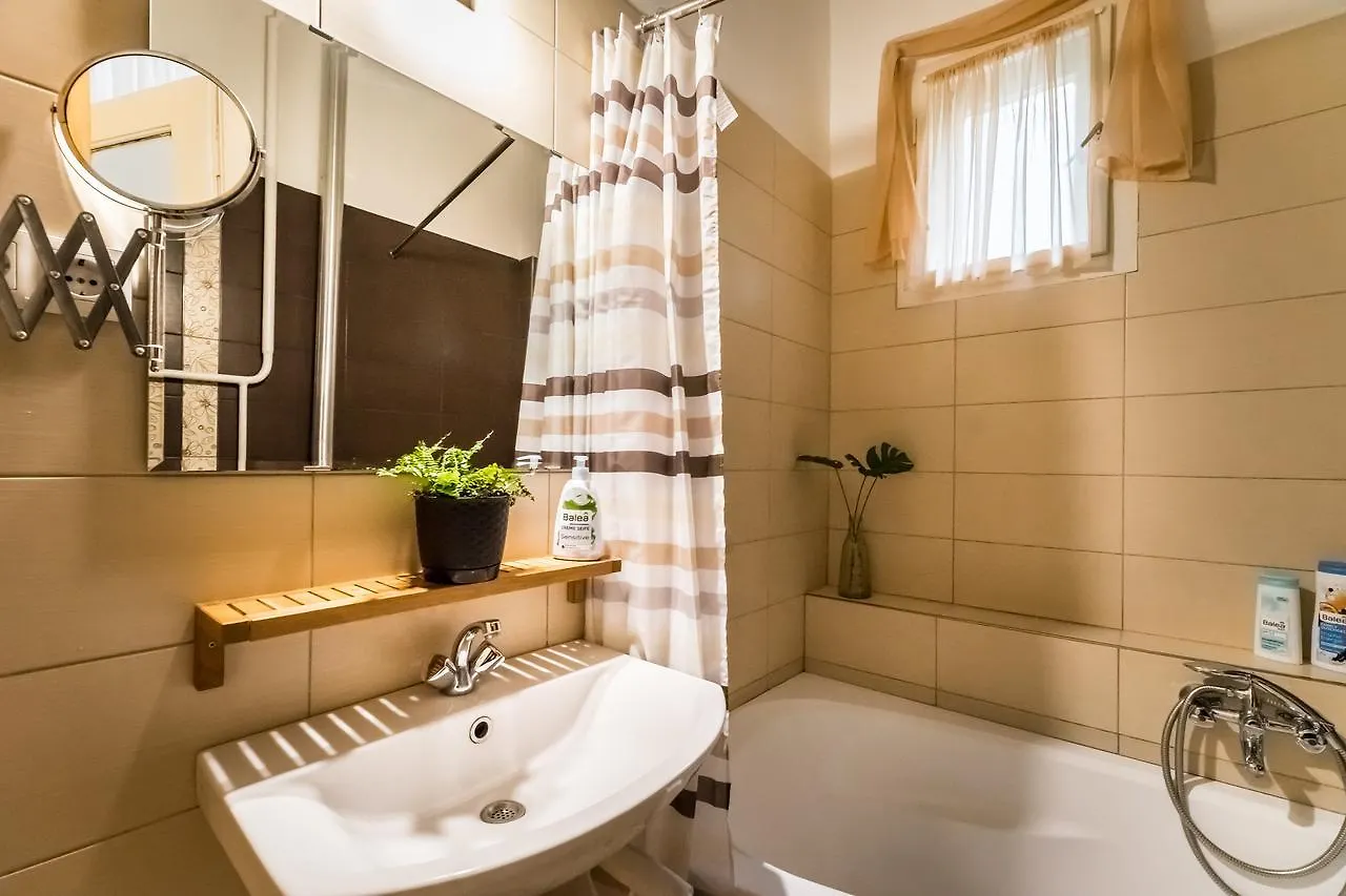 בודפשט Park View Apartment With Sauna, A/C