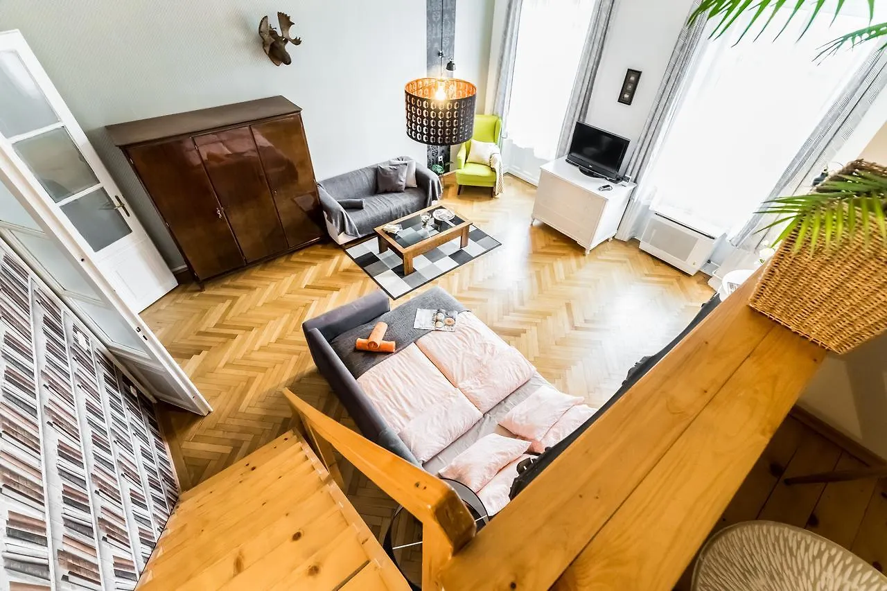 בודפשט Park View Apartment With Sauna, A/C