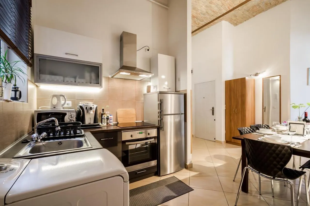 בודפשט Park View Apartment With Sauna, A/C